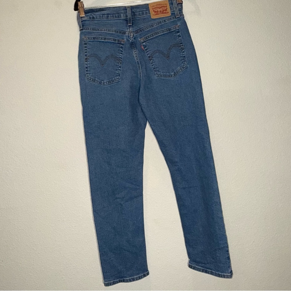 Levi’s Wedgie Straight Jeans Size 28 button fly medium wash women’s classic - Picture 4 of 15
